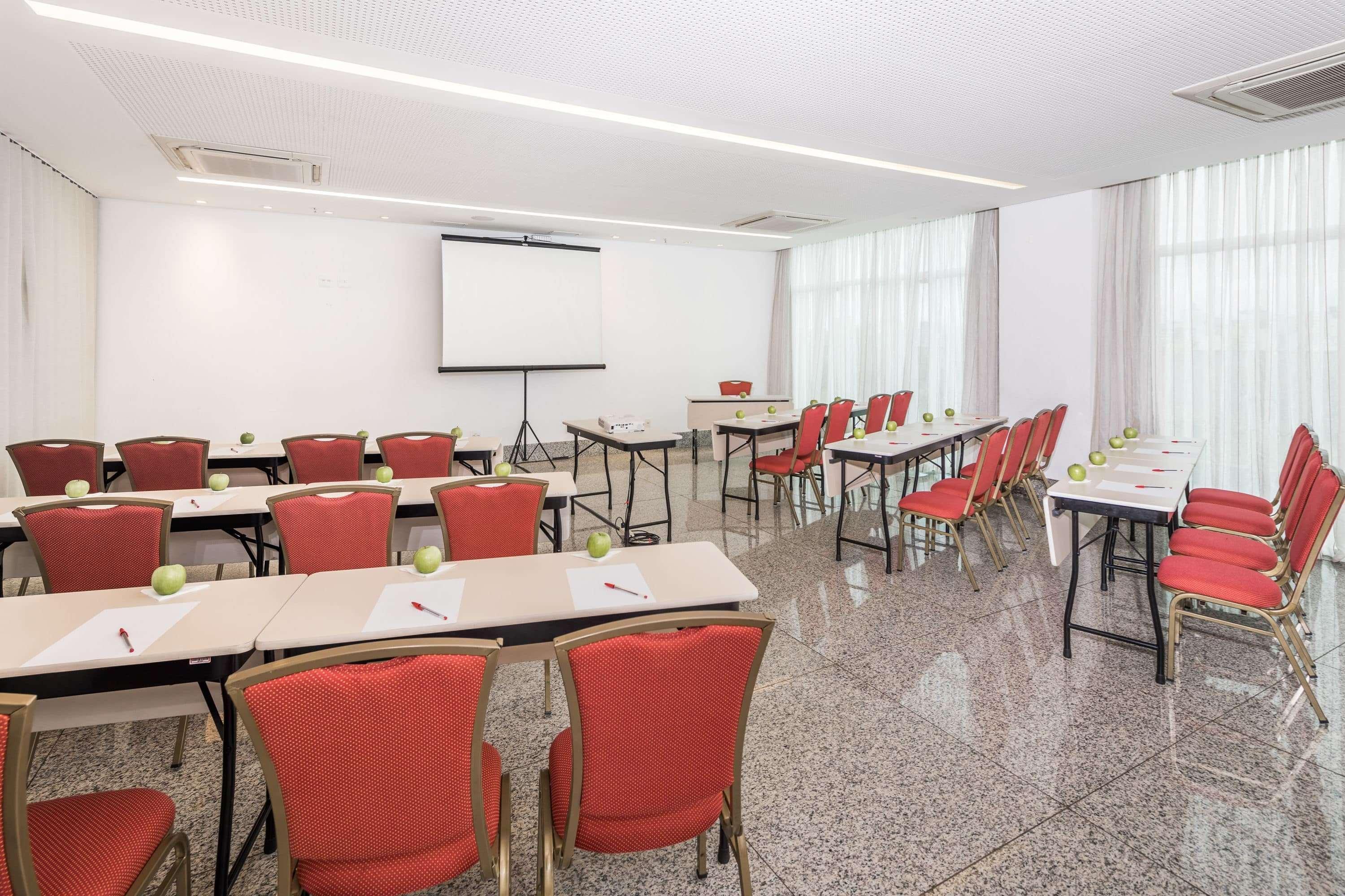 Esuites Virginia Luxemburgo Μπέλο Οριζόντε Εξωτερικό φωτογραφία